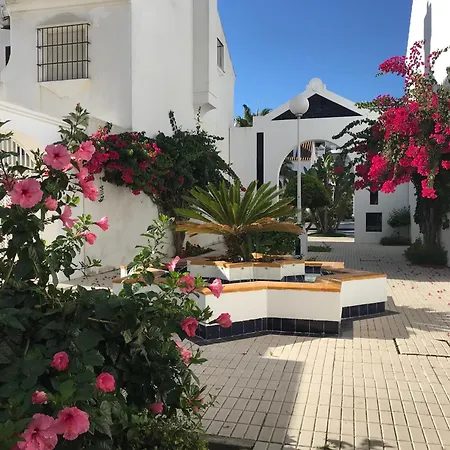 Well-located 3bdr In דירה *