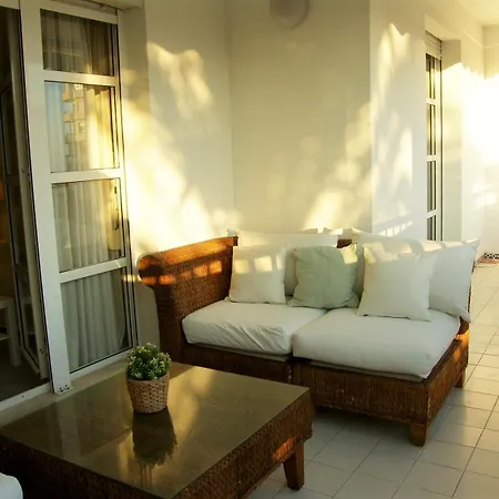 Well-located 3bdr In 丰希罗拉