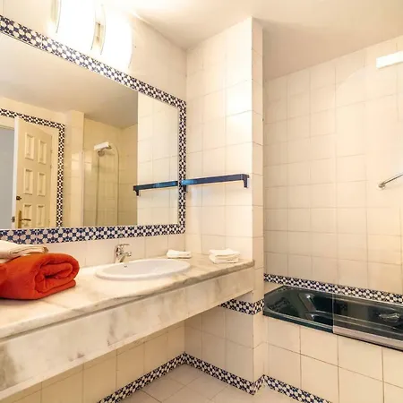 Well-located 3bdr In Appartement