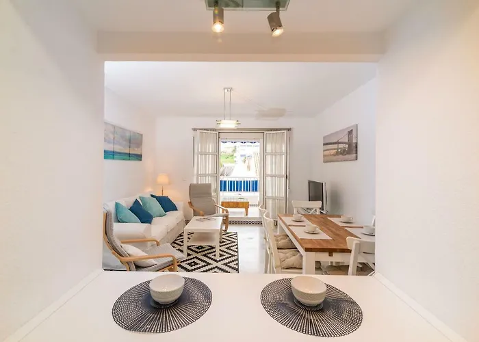 Well-located 3bdr In * 丰希罗拉