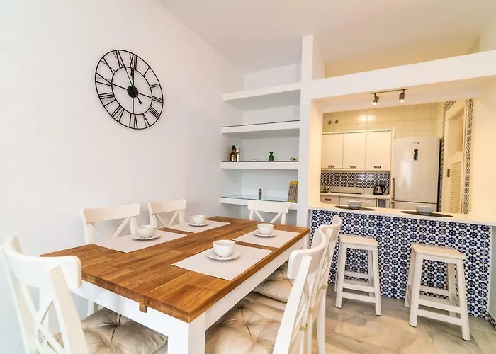 Well-located 3bdr In Appartement Fuengirola